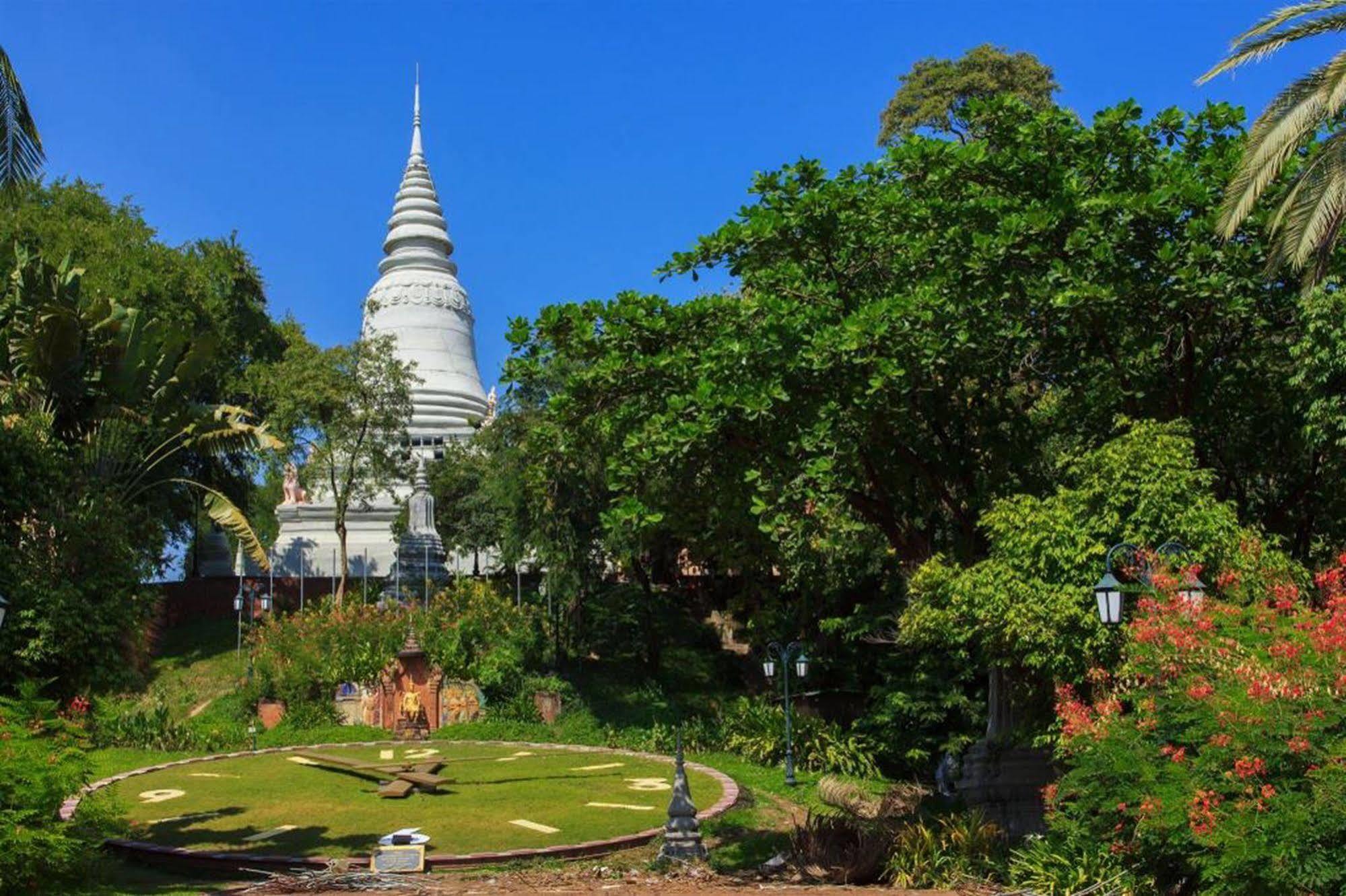 Sovanphum Guesthouse And Restaurant Phnom Penh Luaran gambar