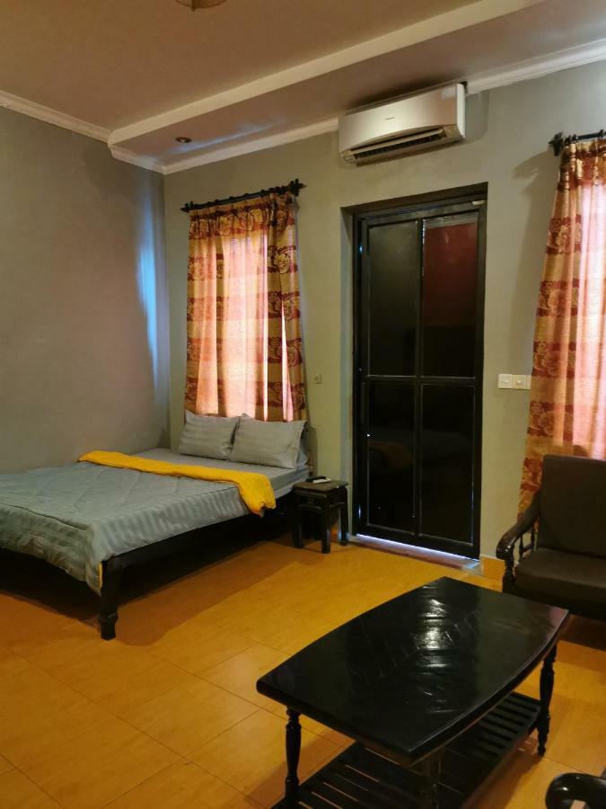 Sovanphum Guesthouse And Restaurant Phnom Penh Luaran gambar